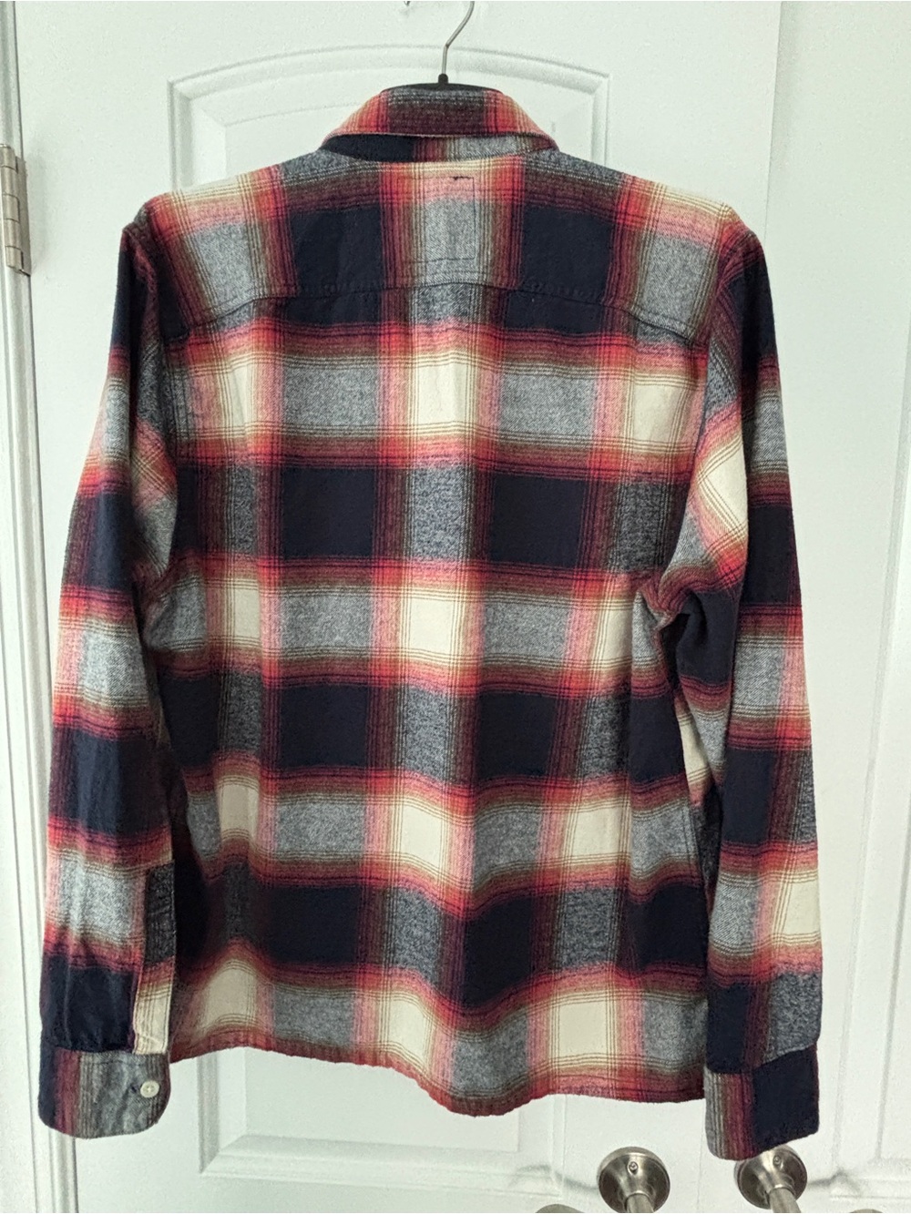 Hollister Red Navy Cream Plaid Flannel Shirt - Extra Large - Picture 4 of 6